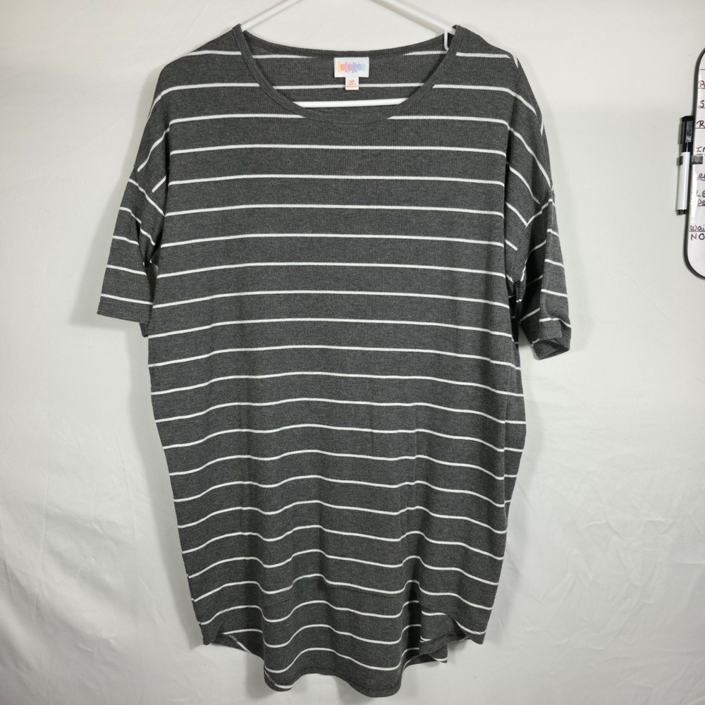 LuLaRoe Irma Tunic Top Womens XS Grey Striped Excellent Ribbed Short Sleeve